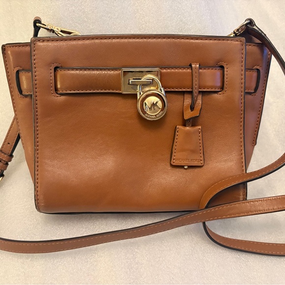 Michael Kors Handbags - Michael Kors Hamilton Traveler Leather Crossbody Satchel Luggage Gold Lock Key